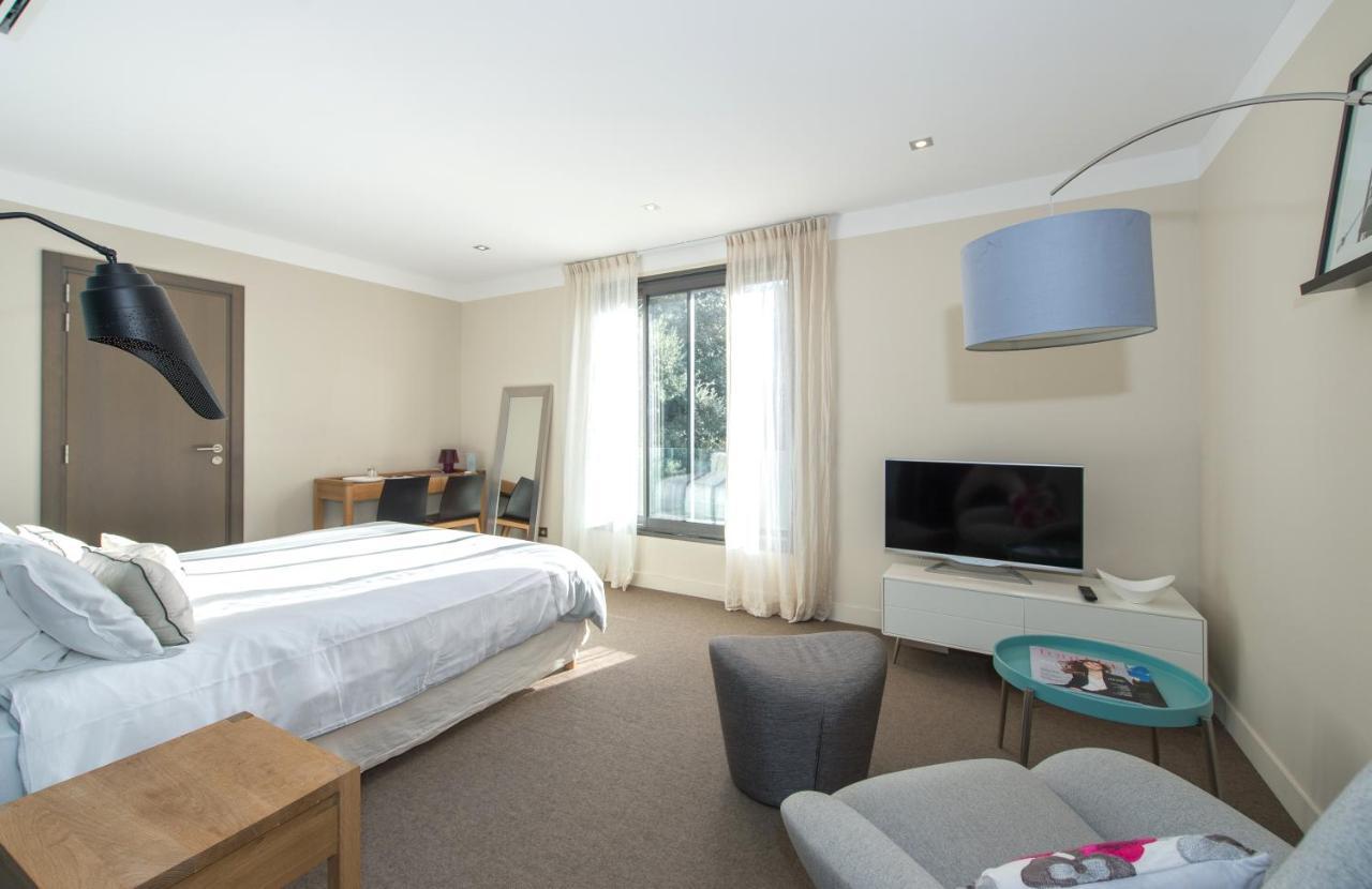 Domaine Rampale Bed & Breakfast Fuveau ภายนอก รูปภาพ